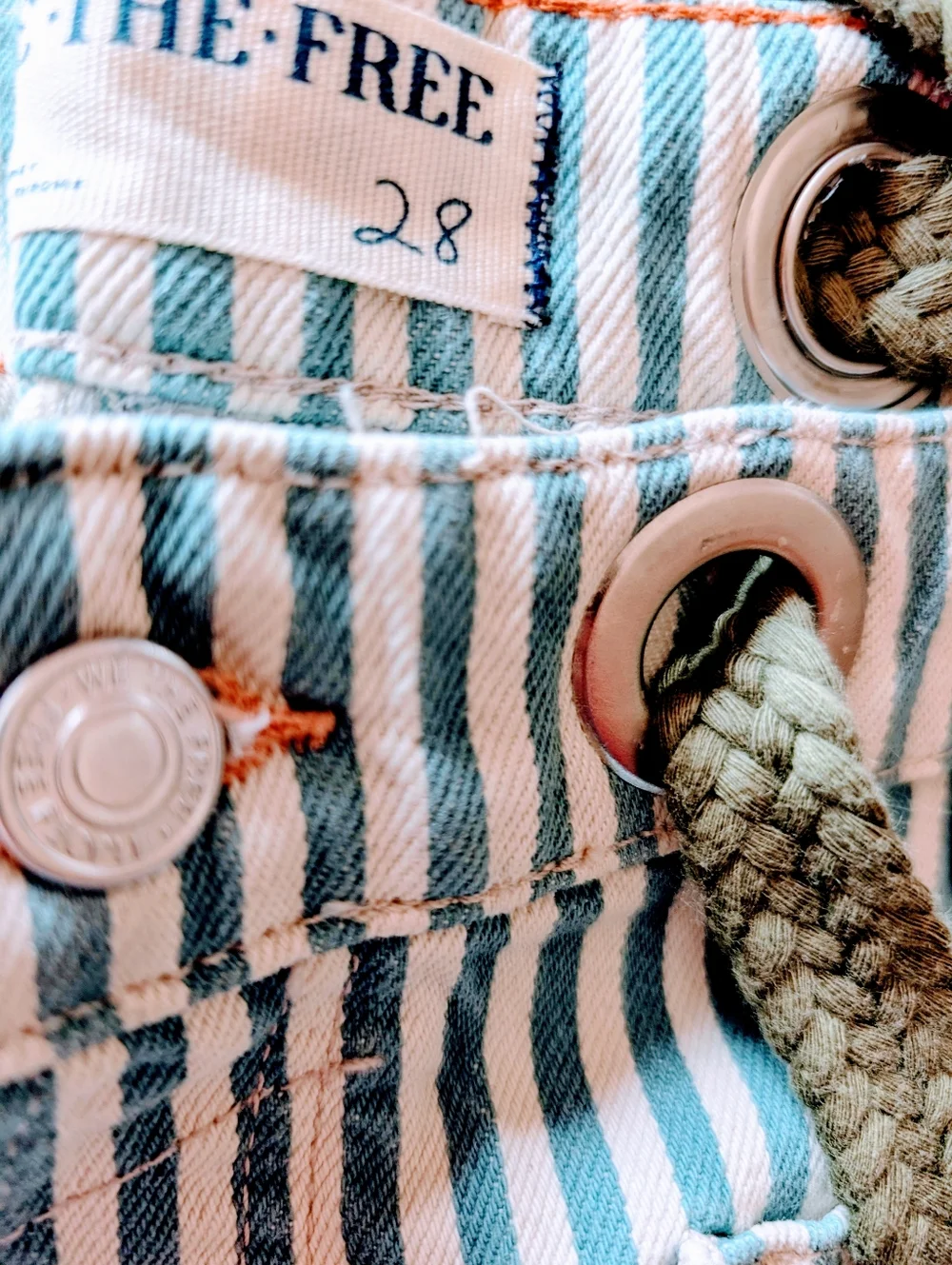 We The Free Railroad Moxies, Size 28, nwot - Picture 4 of 4